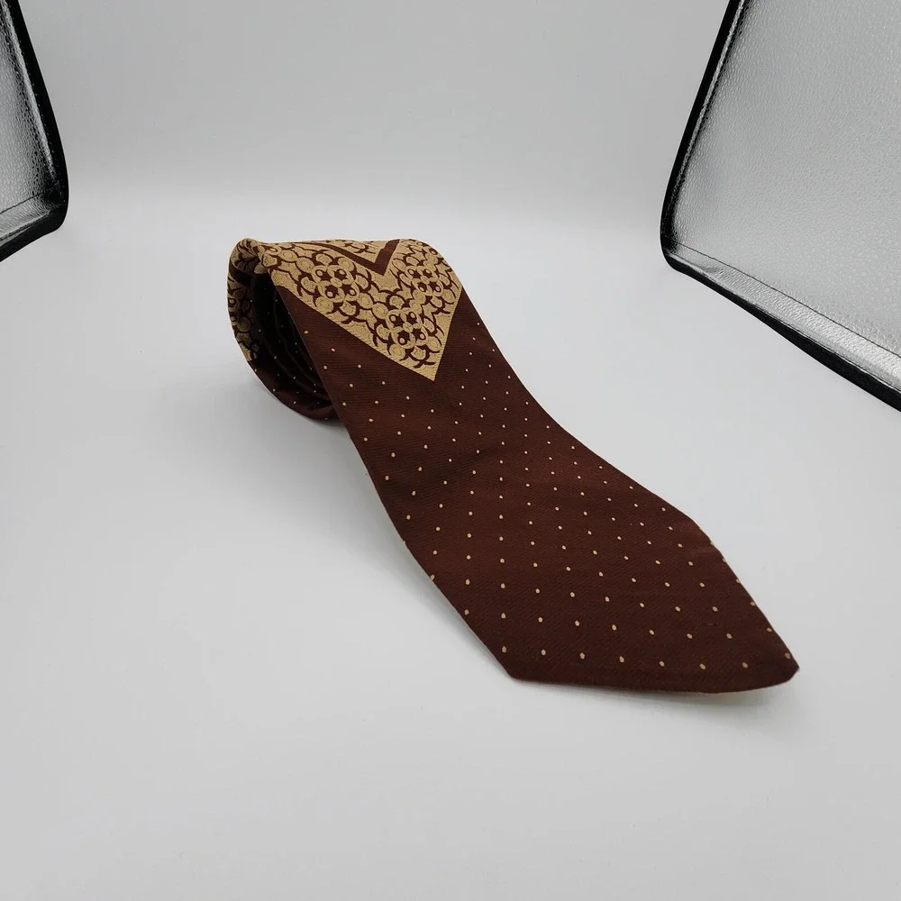 Vintage Golden‎ Clasp By Prince Consort Tie Brown Eagle Dot Polyester Fabric 57